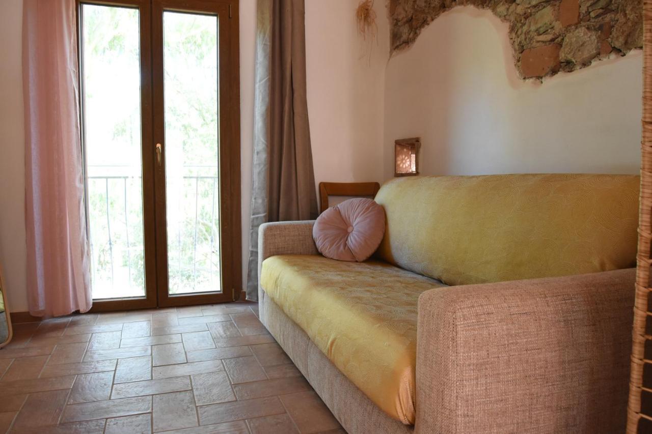Elba Borgo Di Latrano Apartman Magazzini  Kültér fotó